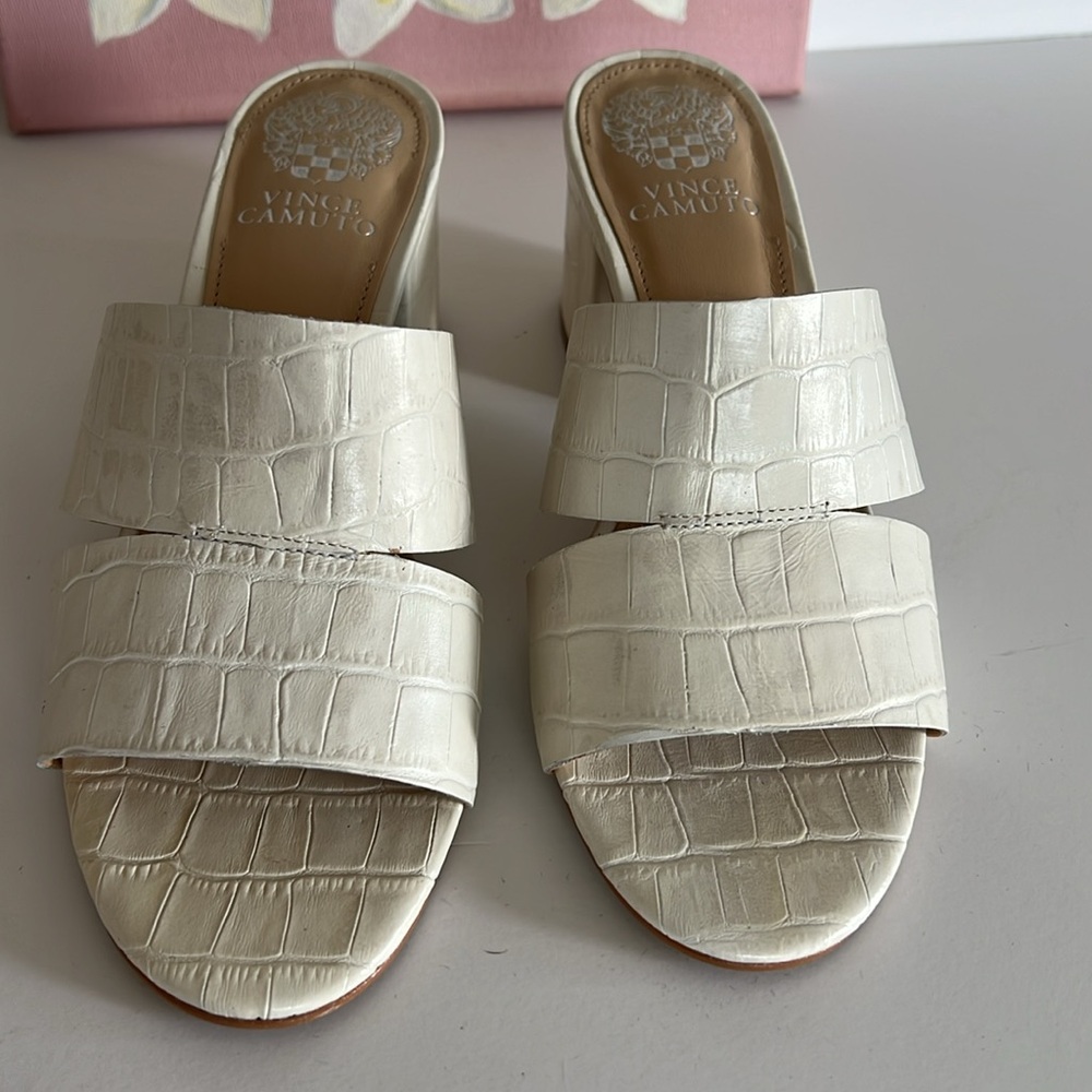 Vince Camuto Leather Jorkita Mules Size 5.5 | NWOB - Picture 2 of 7